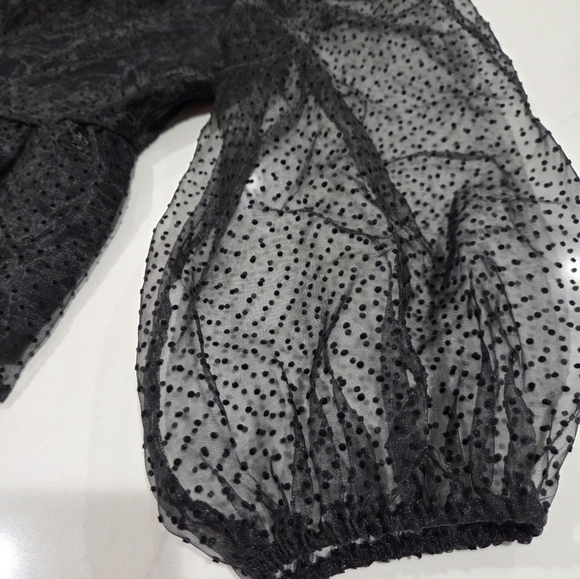 Express Y2K Elegant Black Sheer Polka Dot Women's Top M. - Picture 13 of 15